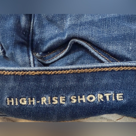 American Eagle Outfitters Hi-Rise Shortie Jean Shorts - Picture 7 of 8